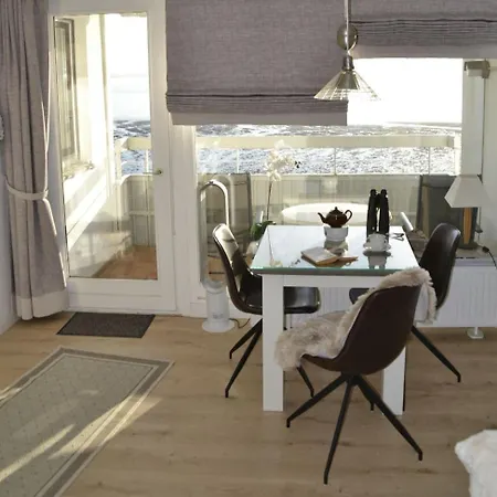 Hochhaus - Kuk Mit Meeresblick Apartman